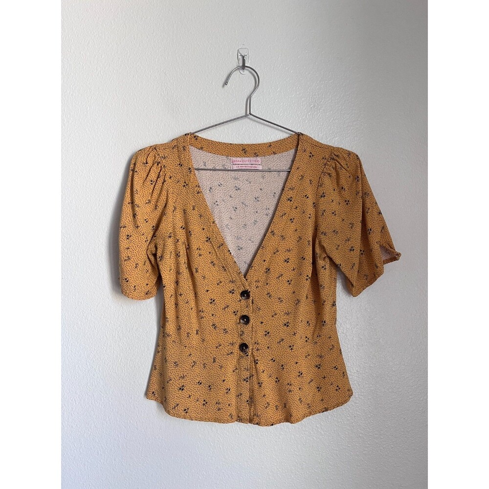 Urban Outfitters Kelsey Floral Button-Front Top in Gold Size SMALL